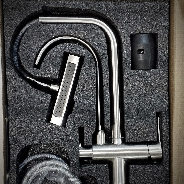 شیر شاوری هوادیائو با قابلیت چرخش 360 درجه